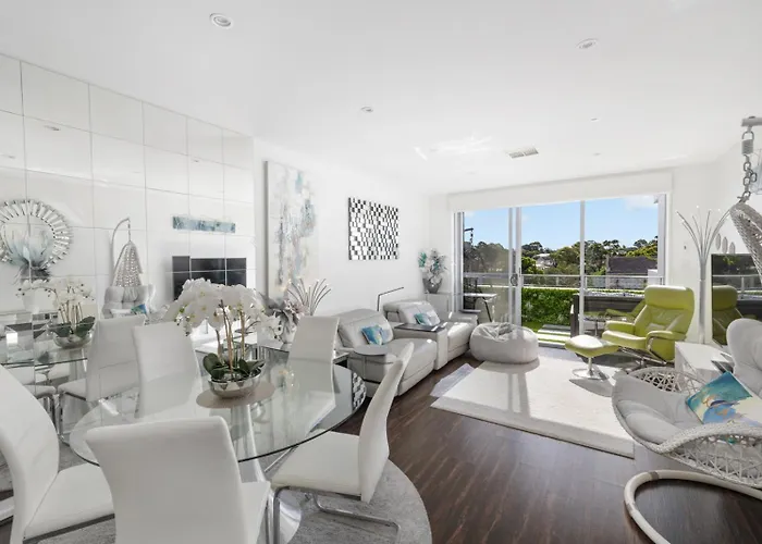 Willoughby Luxe - Modern Stay Near Sydney Cbd