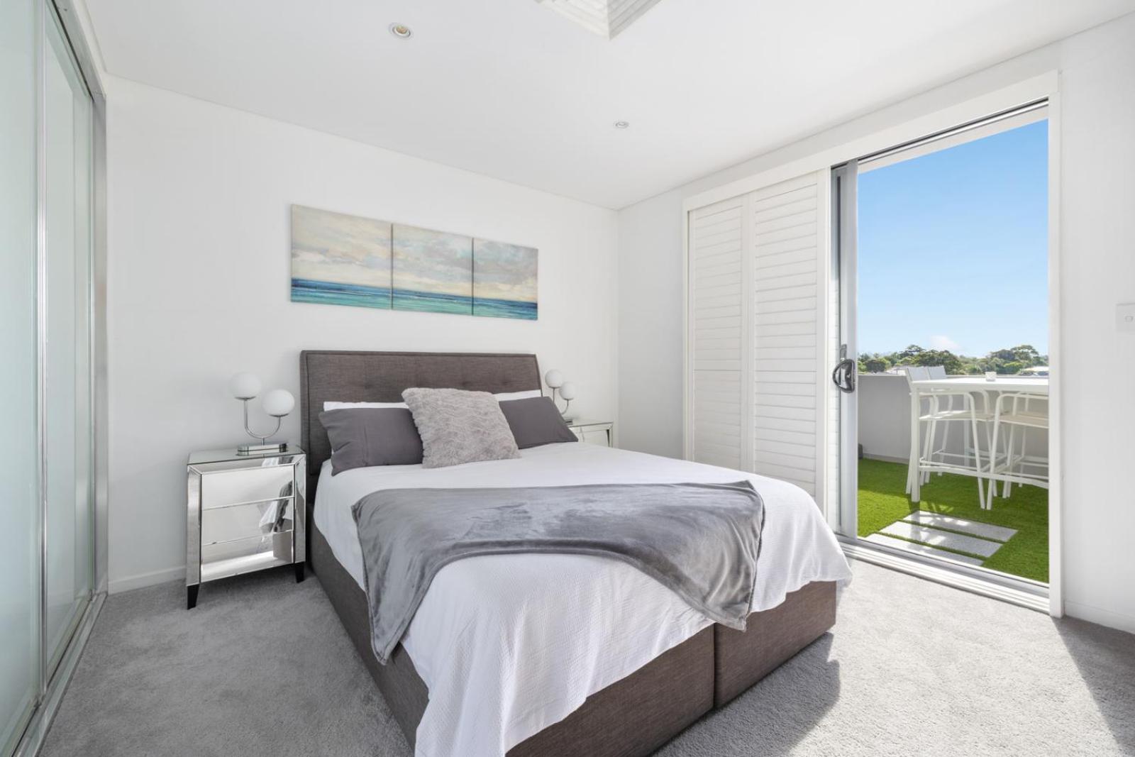 Willoughby Luxe - Modern Near Cbd
